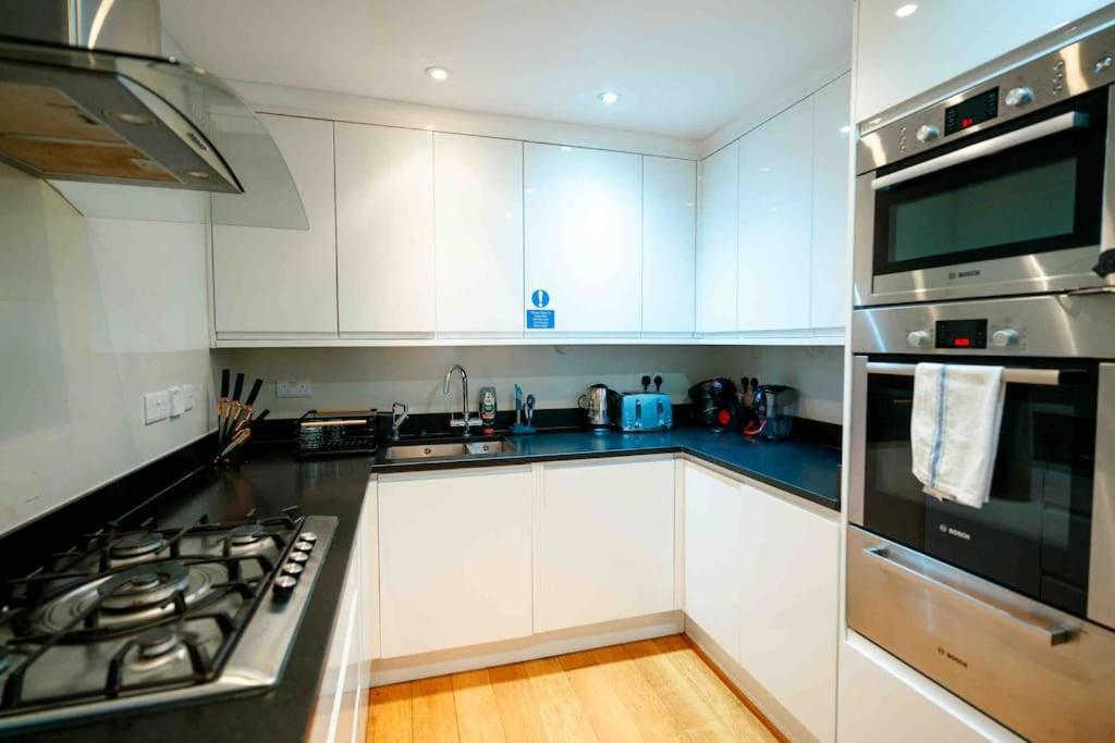 Spacious And Cosy 3Brs 5F House In Heart Of Londres Exterior foto