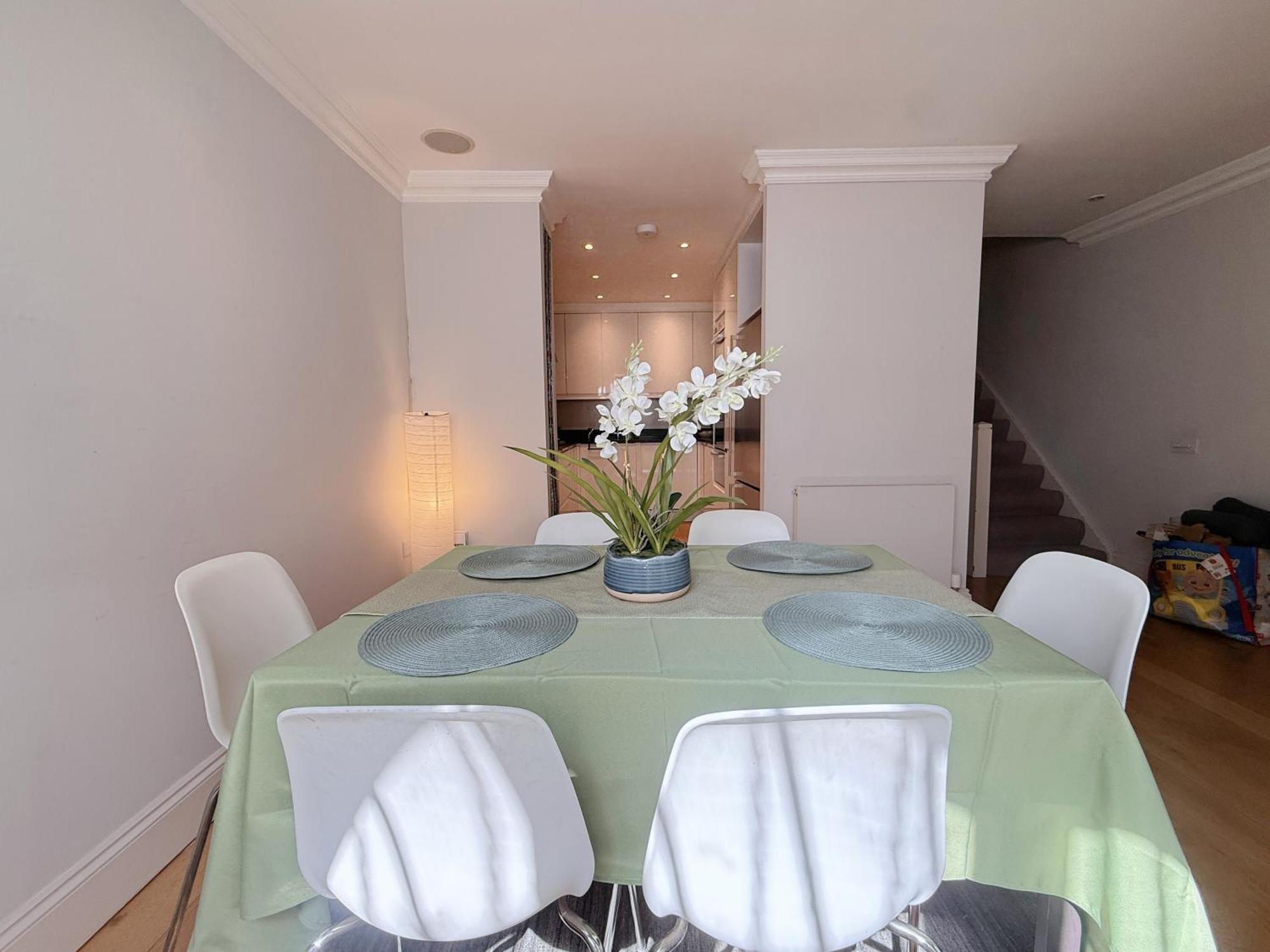 Spacious And Cosy 3Brs 5F House In Heart Of Londres Exterior foto