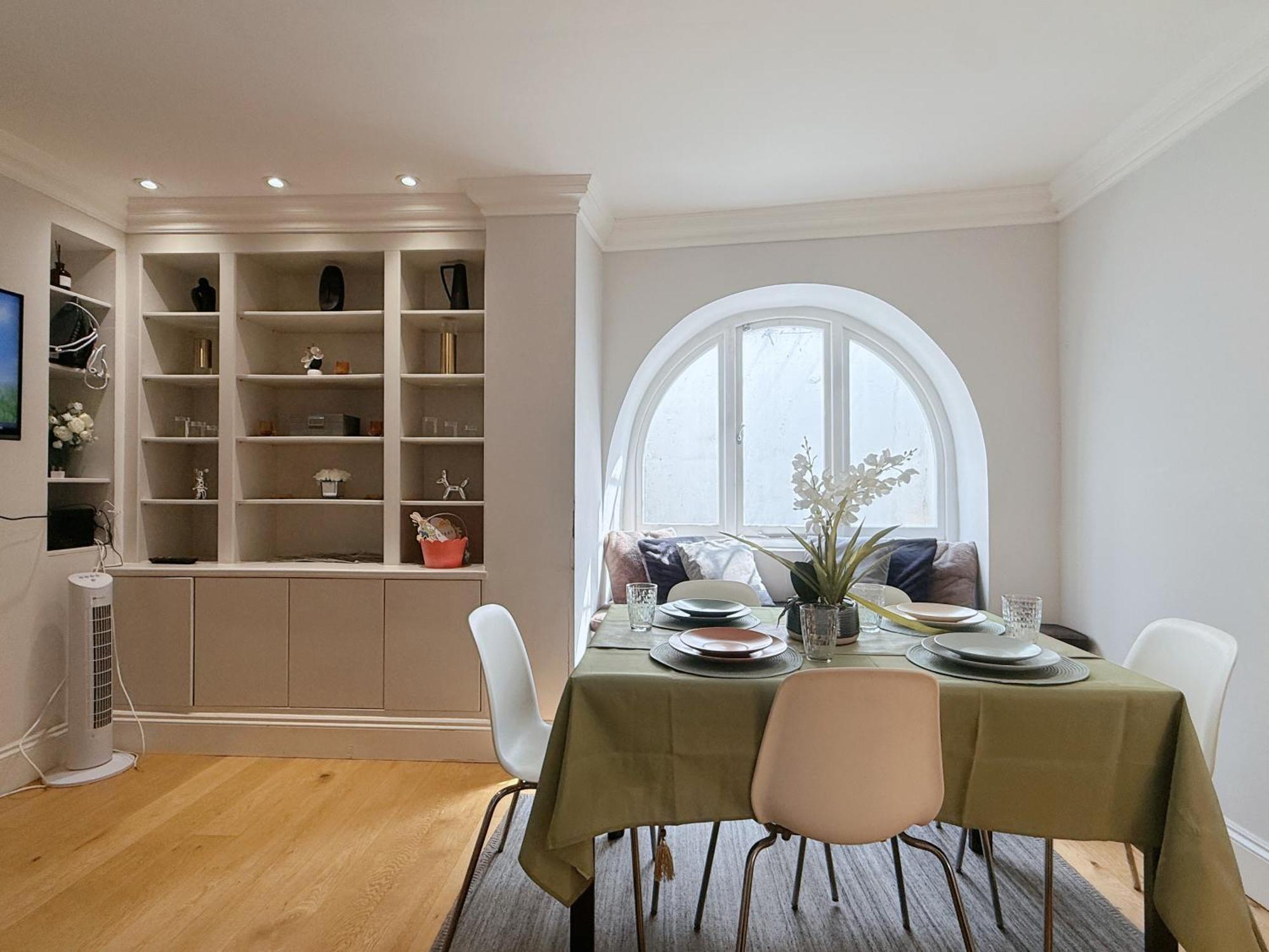 Spacious And Cosy 3Brs 5F House In Heart Of Londres Exterior foto