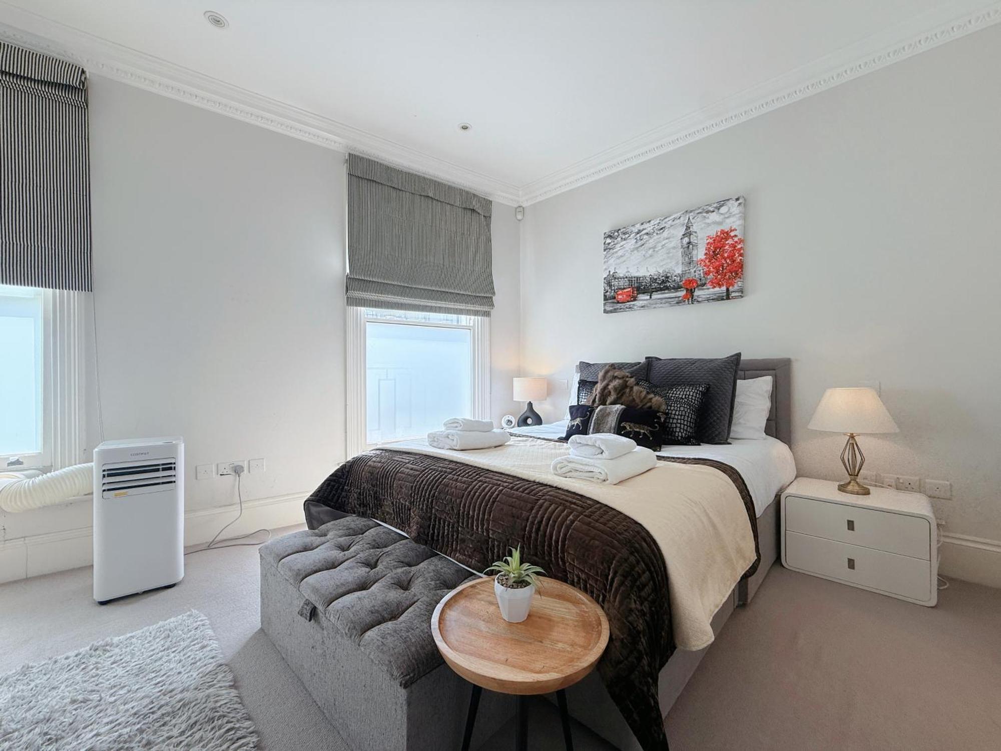 Spacious And Cosy 3Brs 5F House In Heart Of Londres Exterior foto