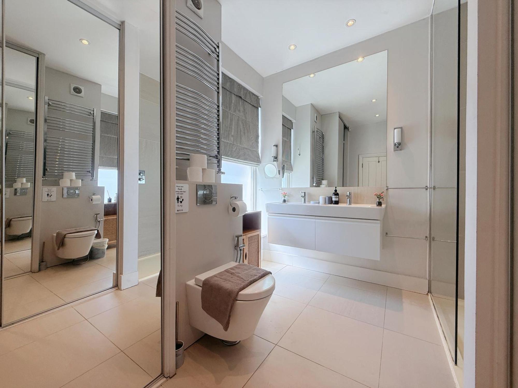 Spacious And Cosy 3Brs 5F House In Heart Of Londres Exterior foto